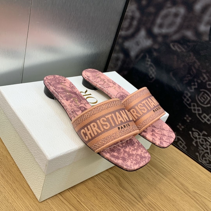 ch**an D*or slippers